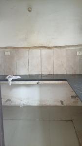 Kitchen Image of 560 Sq.ft 1 BHK Apartment / Flat for rent in Nipania Indore for Rs. 13000