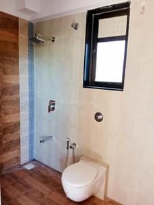 Bathroom Image of 2756 Sq.ft 4 BHK Apartment / Flat for rent in Shree Radha Jaldeep Vertex, Ambli Ahmedabad for Rs. 75000