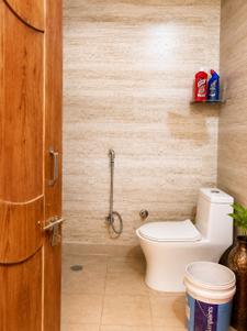 Bathroom Image of 1100 Sq.ft 2 BHK Builder Floor for rent in Kanker Khera Meerut for Rs. 12500