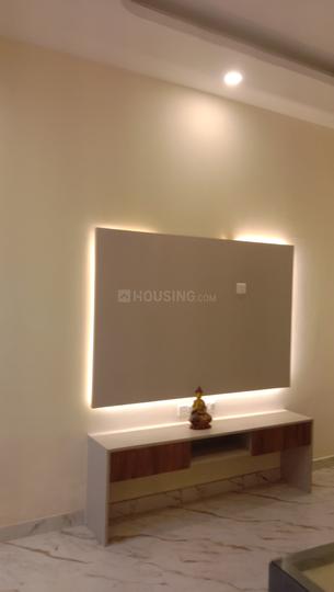 Avenue 3 Main Image 1