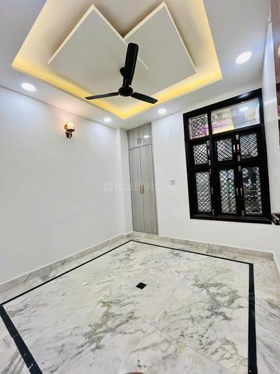Bhagwati Garden, Dwarka Mor Bedroom 1