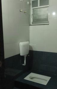 Bathroom Image of 850 Sq.ft 2 BHK Apartment / Flat for rent in Sky Crest, Hadapsar Pune for Rs. 18000