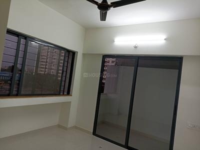 Bedroom Image of 927 Sq.ft 2 BHK Apartment / Flat for rent in Kumar Pebble Park, Hadapsar Pune for Rs. 20000