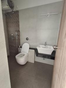 Bathroom Image of 3450 Sq.ft 5 BHK Apartment / Flat for sale in Venkatesh Skydale, Hingne Khurd Pune for Rs. 48000000