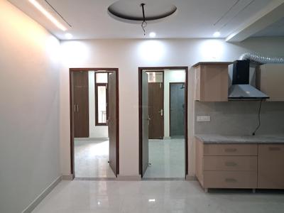Living Room Image of 980 Sq.ft 2 BHK Apartment / Flat for sale in GCM Gomati Apartment, Sector 49 Noida for Rs. 3800000