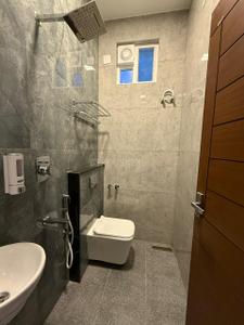 Bathroom Image of 2650 Sq.ft 4 BHK Villa for sale in Rakki Palayam Coimbatore for Rs. 16000000