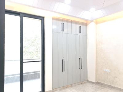 Bedroom Image of 2250 Sq.ft 4 BHK Builder Floor for sale in Paschim Vihar New Delhi for Rs. 42000000
