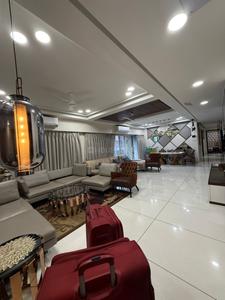 4 BHK Flat
