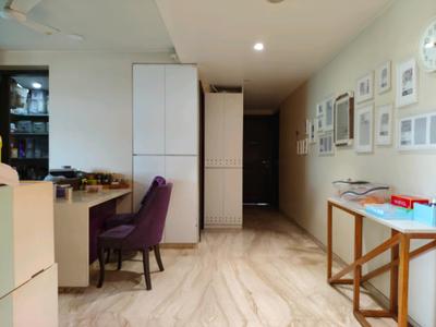 Dining Area Image of 2340 Sq.ft 4 BHK Apartment / Flat for sale in Express Enclave, Andheri East Mumbai for Rs. 65100000