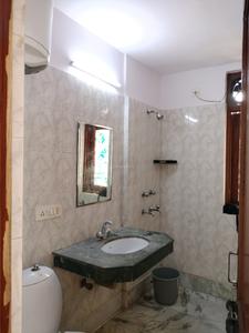 Common Bathroom Image of 1900 Sq.ft 3 BHK Apartment / Flat for rent in Jhelum Arorvansh Apartments, Sector 5 Dwarka New Delhi for Rs. 52000