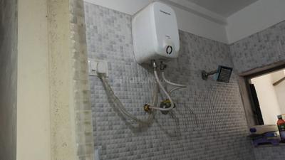 Bathroom Image of 1200 Sq.ft 3 BHK Apartment / Flat for rent in Atladara Vadodara for Rs. 14500