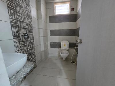 Bathroom Image of 1550 Sq.ft 3 BHK Apartment / Flat for sale in Harni Vadodara for Rs. 6500000