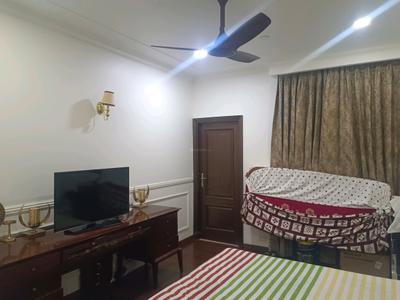 Bedroom Image of 6000 Sq.ft 4 BHK Apartment / Flat for sale in Central Park Resorts, Sector 48 Gurgaon for Rs. 160000000