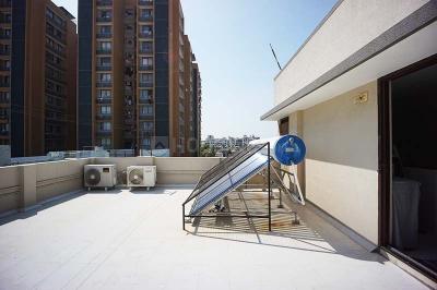 Balcony Image of 4050 Sq.ft 5 BHK Independent House for sale in Nirnay Nagar Ahmedabad for Rs. 24500000