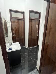 Bedroom Image of 950 Sq.ft 1 BHK Builder Floor for rent in Jagrati Vihar Meerut for Rs. 10000