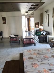 Living Room Image of 5544 Sq.ft 8 BHK Duplex for sale in Andheri West Mumbai for Rs. 270000000