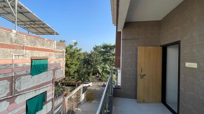 Balcony Image of Maruti luxury boys PG Near metrostation varachha in Kapodra, Surat
