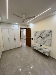 Bedroom Image of 750 Sq.ft 2 BHK Builder Floor for sale in Shalimar Bagh New Delhi for Rs. 11700000