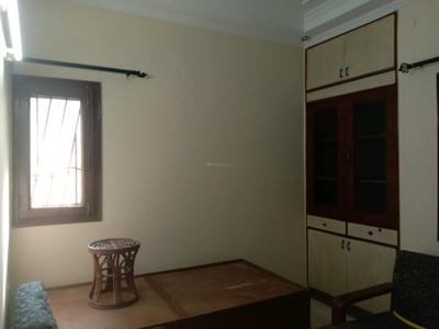 Bedroom Image of 900 Sq.ft 2 BHK Apartment / Flat for rent in Sukhdev Vihar New Delhi for Rs. 40000