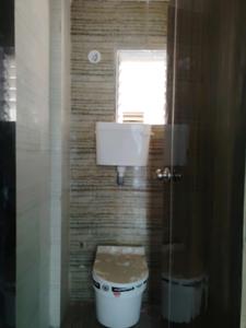 Common Bathroom One Image of 650 Sq.ft 1 BHK Apartment / Flat for sale in Kiran Bitcon Paradise Complex Ecstasy, Nalasopara East Nala Sopara for Rs. 4357287