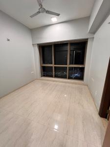 Bedroom Image of 2520 Sq.ft 4 BHK Apartment / Flat for sale in Sheth Auris Serenity, Malad West Mumbai for Rs. 61000000