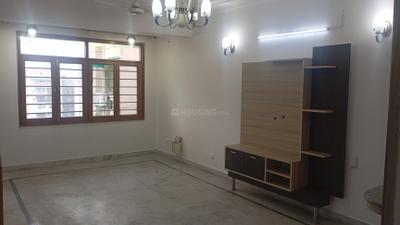 Living Room Image of 1850 Sq.ft 3 BHK Apartment / Flat for rent in Highland Apartment, Sector 12 Dwarka New Delhi for Rs. 42000