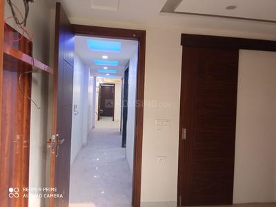 Image of 900 Sq.ft 2 BHK Builder Floor for rent in Ramesh Nagar, New Delhi for Rs. 35000
