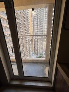 Balcony Image of 890 Sq.ft 2 BHK Apartment / Flat for sale in Dosti Imperia, Thane West Thane for Rs. 17100000