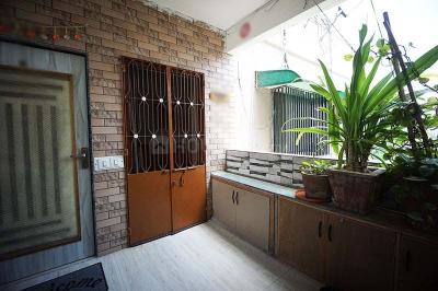 Main Entrance Image of 810 Sq.ft 2 BHK Apartment / Flat for sale in Bodakdev Ahmedabad for Rs. 5800000