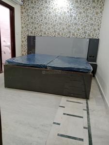 Bedroom Image of 1500 Sq.ft 1 BHK Builder Floor for rent in Sector 17 Gurgaon for Rs. 30000