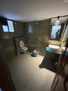 Bathroom Image of 1850 Sq.ft 3 BHK Apartment / Flat for rent in Kalyan Nagar Bengaluru for Rs. 65000