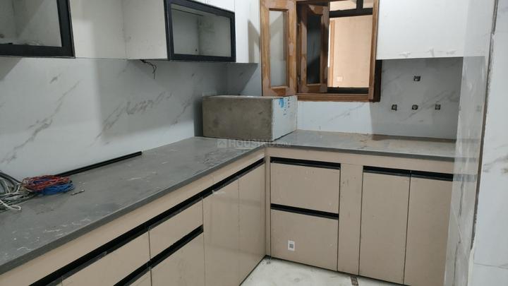 PRIME FLOOR Main Image 1