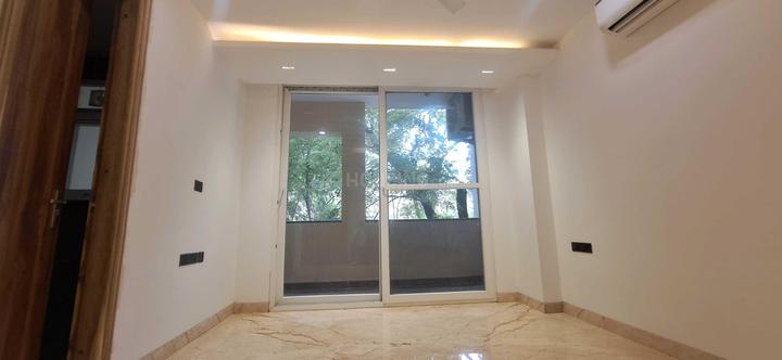 Landmark Avenue Main Image 1