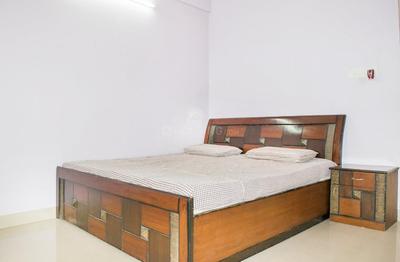 Bedroom Image of 1200 Sq.ft 2 BHK Apartment / Flat for rent in Munnekollal Bengaluru for Rs. 36000