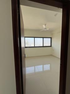 Hall Image of 1000 Sq.ft 2 BHK Apartment / Flat for rent in Amanora Elevate Tower 47, Hadapsar Pune for Rs. 45000