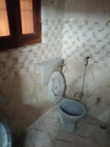 Bathroom Image of 4000 Sq.ft 4 BHK Duplex for rent in Vaishali Nagar Jaipur for Rs. 40000
