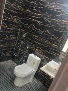 Bathroom Image of 1340 Sq.ft 2 BHK Independent House for rent in Civil Lines Jhansi for Rs. 12000