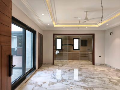 Living Room Image of 2500 Sq.ft 2 BHK Independent House for rent in Sector 27 Gurgaon for Rs. 120000