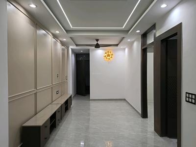 Living Room Image of 1650 Sq.ft 4 BHK Apartment / Flat for sale in Indirapuram Ghaziabad for Rs. 18500000