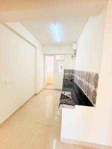 Kitchen Image of 850 Sq.ft 2 BHK Apartment / Flat for sale in Signature Global The Millennia, Sector 37D Gurgaon for Rs. 7000000