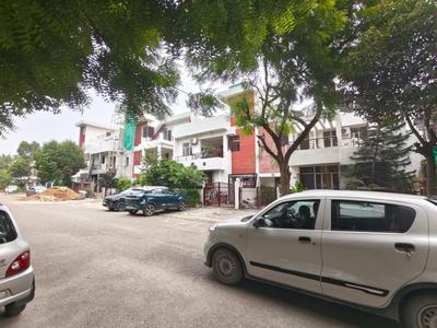 Image of 1950 Sq.ft 3 BHK Villa for sale in Ansal Sushant Golf City, Gomti Nagar, Lucknow for Rs. 27000000