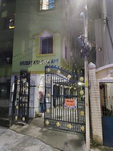 Building Image of 984 Sq.ft 3 BHK Apartment / Flat for sale in Narayantala Kolkata for Rs. 5000000