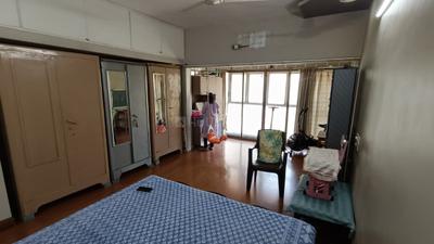 Bedroom Image of 1800 Sq.ft 3 BHK Apartment / Flat for sale in Ambawadi Ahmedabad for Rs. 17500000
