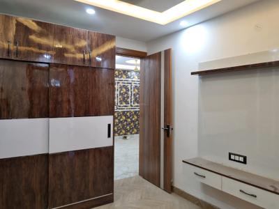 Bedroom Image of 810 Sq.ft 3 BHK Apartment / Flat for sale in Hans Builders Floor, Dwarka Mor New Delhi for Rs. 6000001