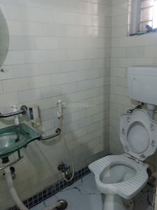 Bathroom Image of 1400 Sq.ft 3 BHK Apartment / Flat for sale in Patuli Kolkata for Rs. 6500000