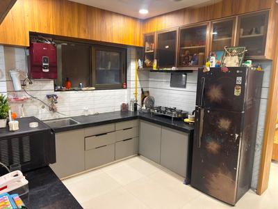 Kitchen Image of 1280 Sq.ft 2 BHK Apartment / Flat for sale in Devshree Benito, Jahangir Pura Surat for Rs. 5200000