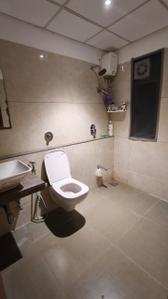 Bathroom Image of 3300 Sq.ft 4 BHK Apartment / Flat for sale in Shilp Shaligram, Vastrapur Ahmedabad for Rs. 36500000