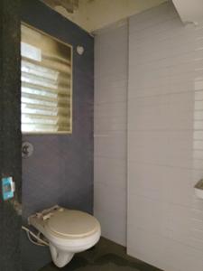 Common Bathroom Image of 640 Sq.ft 1 BHK Apartment / Flat for sale in Shree Parasnath Nagari, Naigaon East Naigaon for Rs. 2900000