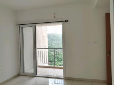Bedroom Image of 750 Sq.ft 2 BHK Apartment / Flat for sale in Lodha Amara, Kolshet Thane for Rs. 12000000