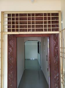 Bedroom Image of 1000 Sq.ft 2 BHK Builder Floor for rent in Orikkai Kanchipuram for Rs. 11500